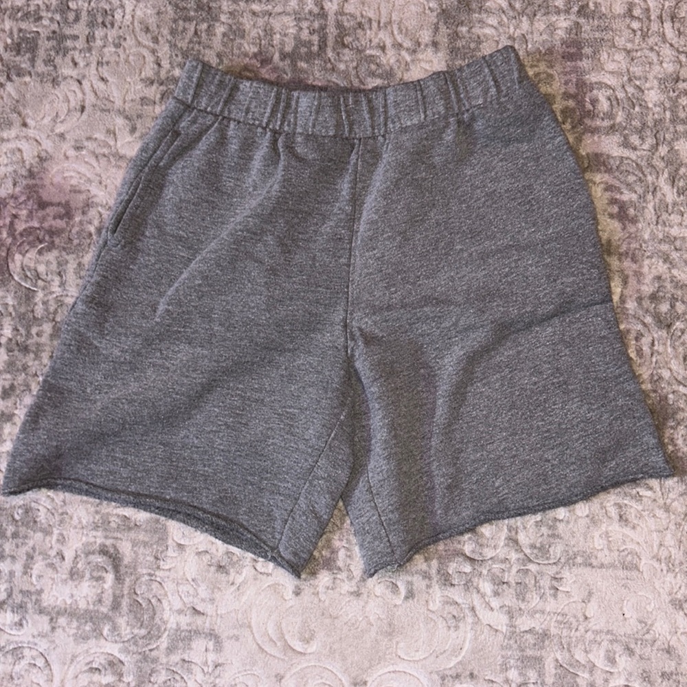 Comfy grey chillin shorts